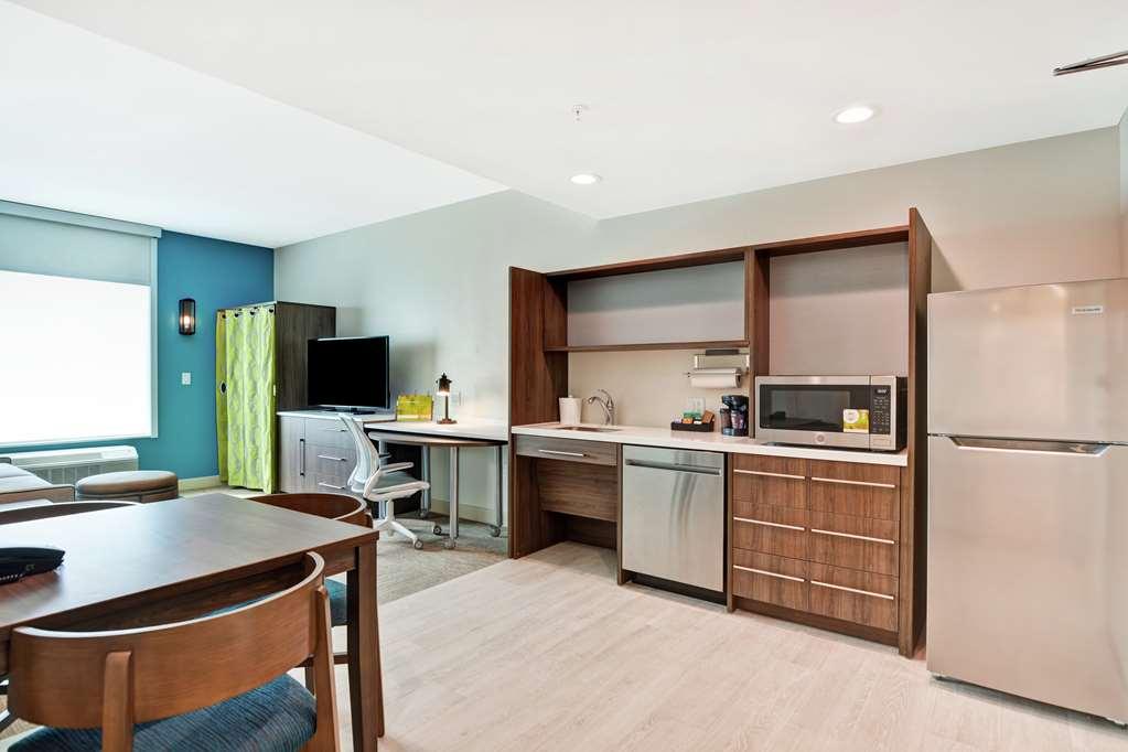 Home2 Suites By Hilton Bettendorf Quad Cities Habitación foto